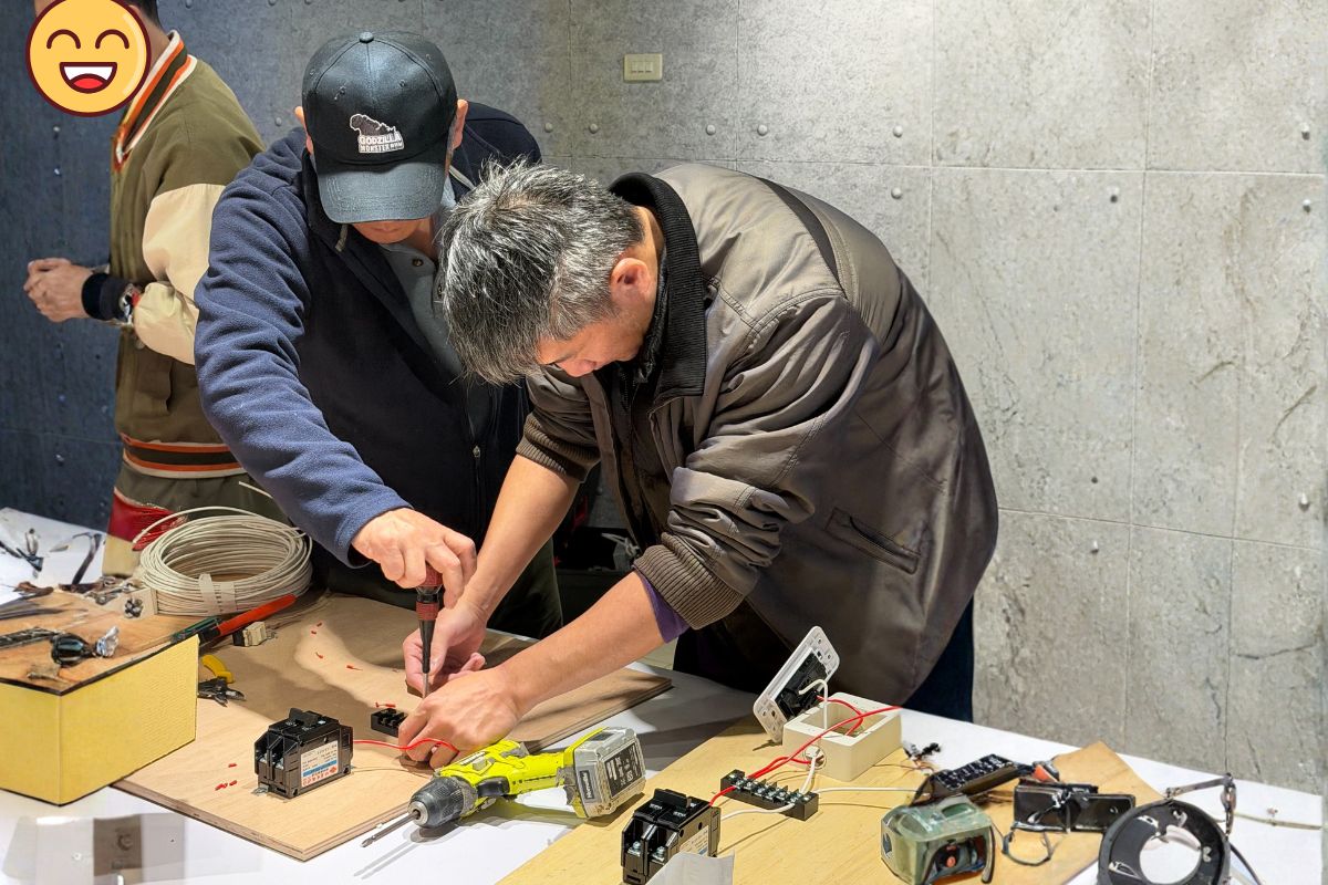 【日常】水電課上最愛發問的黃大哥：不想再讓家人失望